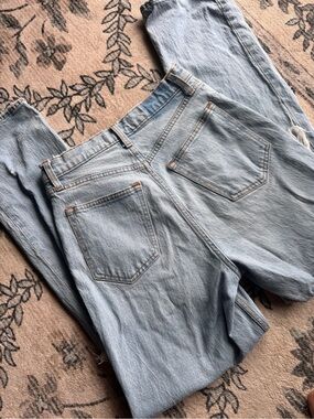 abercrombie & fitch 90s straight ultra high rise 27 curve love